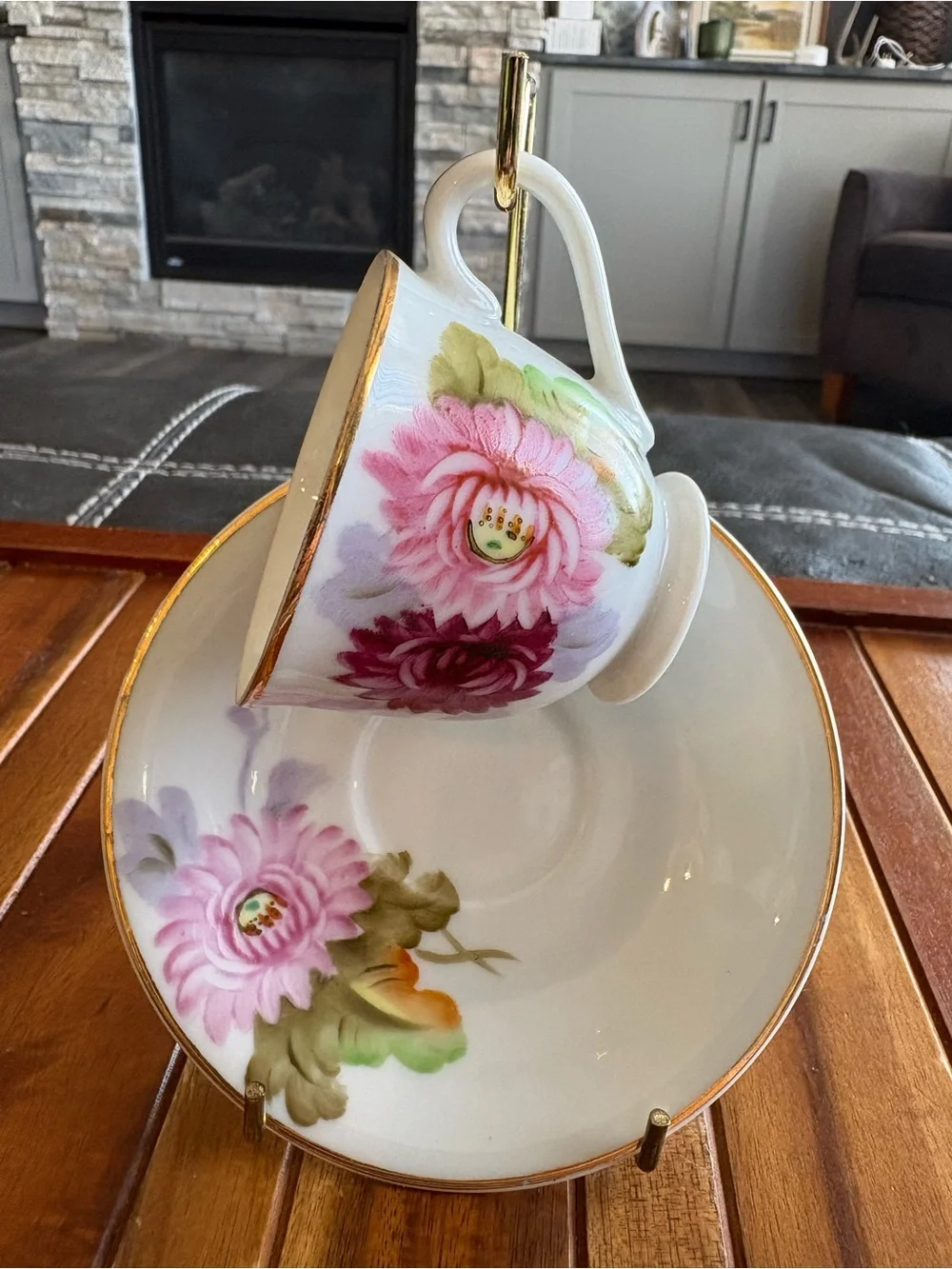 Vintage Merit China Occupied Japan Pink  Floral Teacup & Saucer Set w Gold Stand